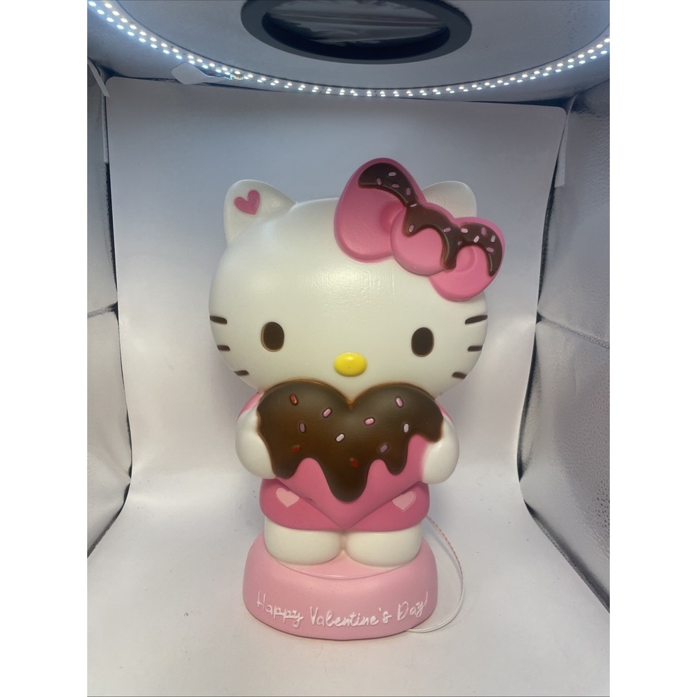 Hello Kitty "Love is Sweet" Valentine's Day Blow Mold Lighted‎ Décor. 2026 - NWT